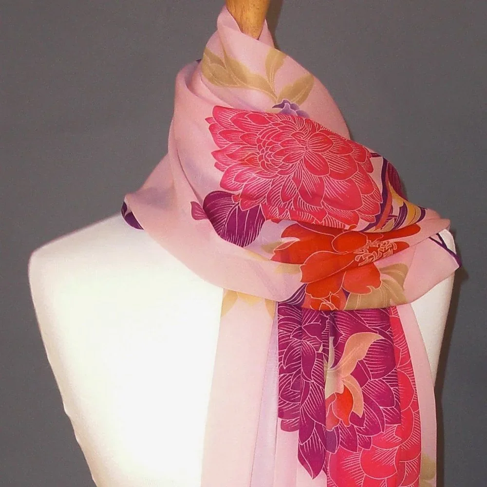 Silk Stole Shawl Wrap for Exotic Floral Island Destination - Picture 6 of 8